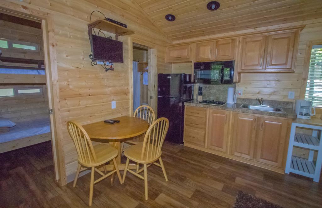 Oakzanita Springs Camping Resort Cottage 3 Descanso Eksteriør billede