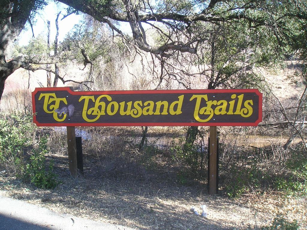 Oakzanita Springs Camping Resort Cottage 3 Descanso Eksteriør billede